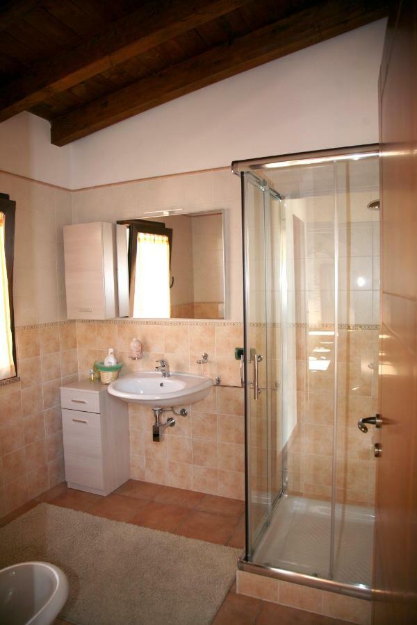 L'Isola Felice Apartment Monserrato Dış mekan fotoğraf