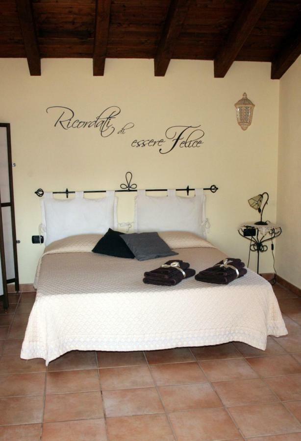 L'Isola Felice Apartment Monserrato Dış mekan fotoğraf
