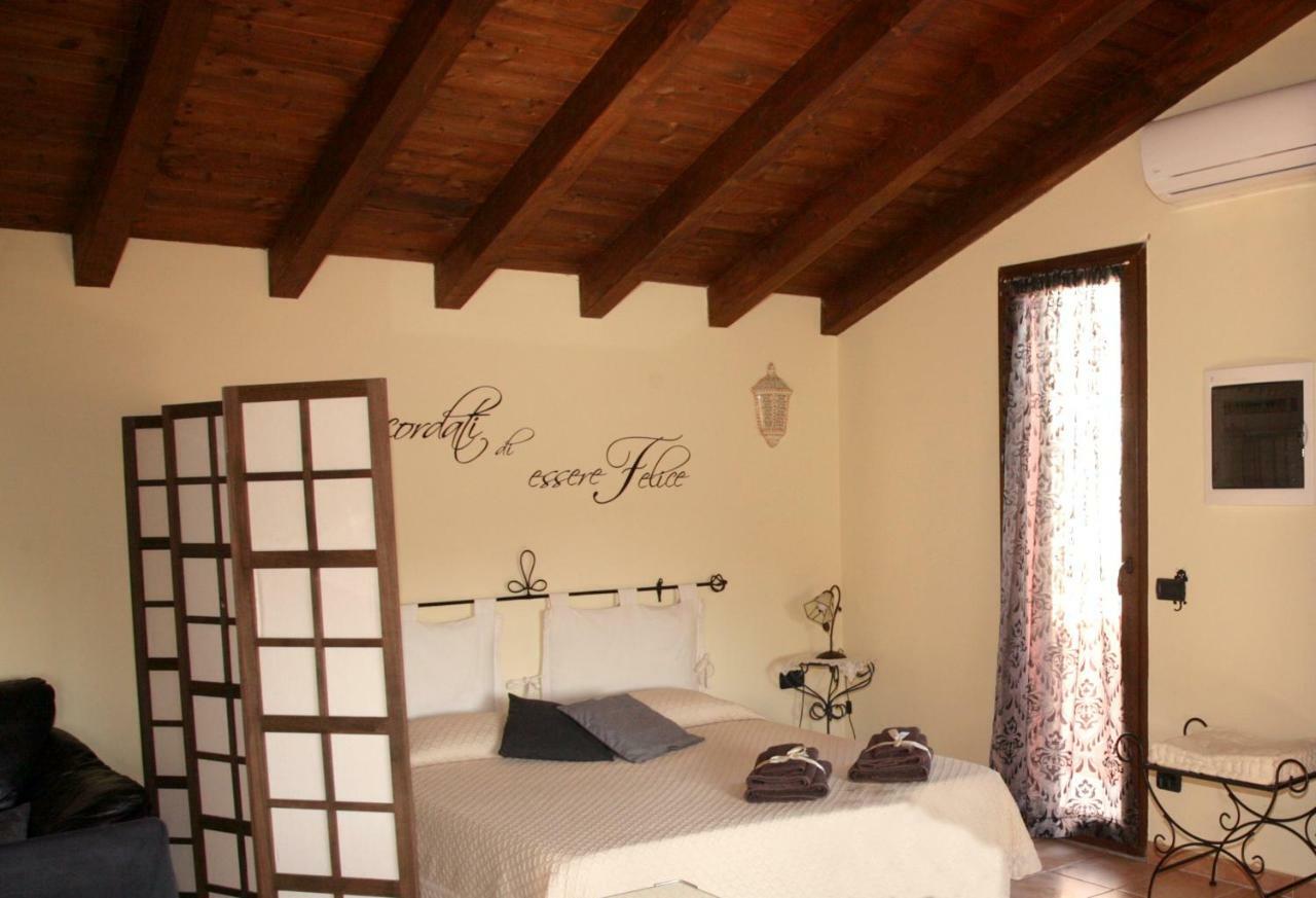 L'Isola Felice Apartment Monserrato Dış mekan fotoğraf