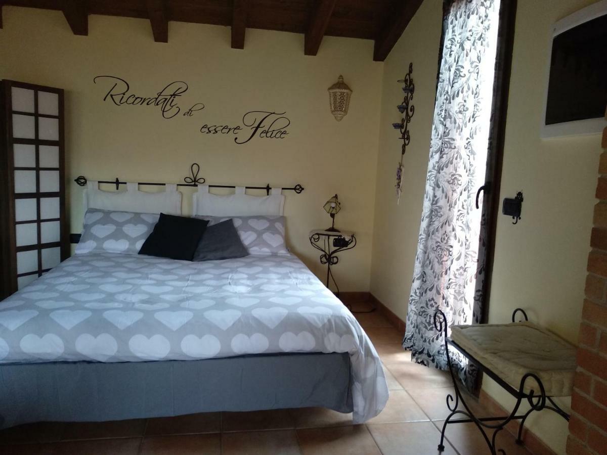 L'Isola Felice Apartment Monserrato Dış mekan fotoğraf