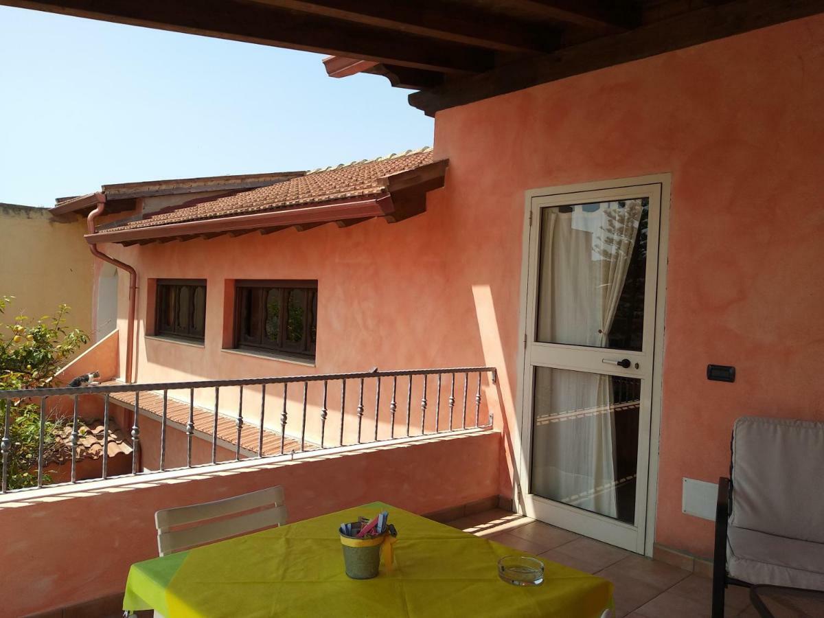 L'Isola Felice Apartment Monserrato Dış mekan fotoğraf